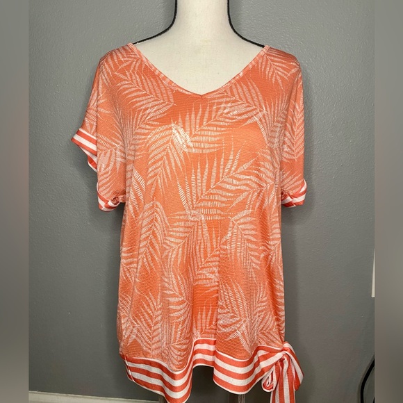 Tropical Print Top - Picture 3 of 6